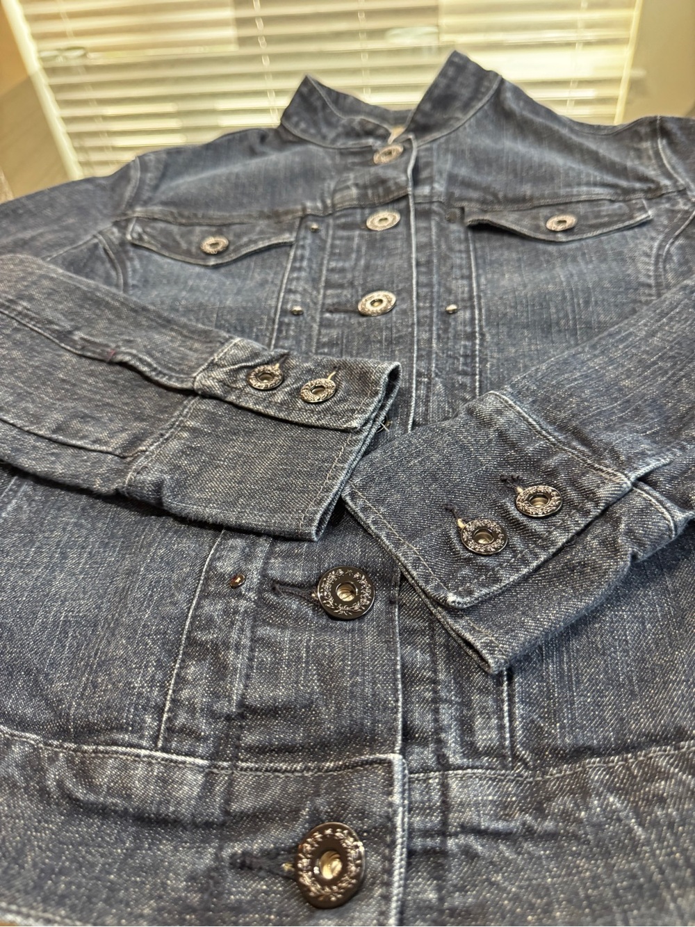 Levi’s Dark Indigo Denim Jacket - Women's Stand Collar Jean Jacket - Picture 13 of 16